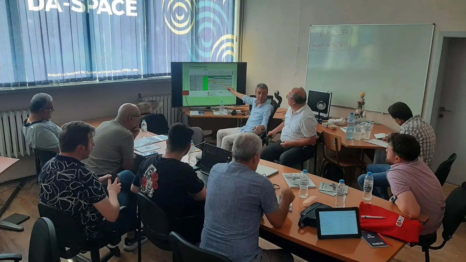 Hibrid ve Elektrikli Araçlar için VR/AR Destekli Dijital Eğitim Materyallerinin Geliştirilmesi Projesinin ikinci uluslararası çalışma toplantısı Sofya’da gerçekleştirildi